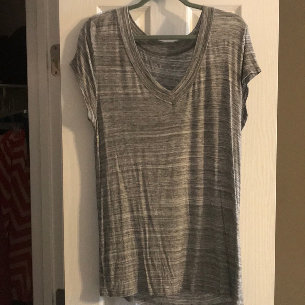 Merona heather gray v-neck tee